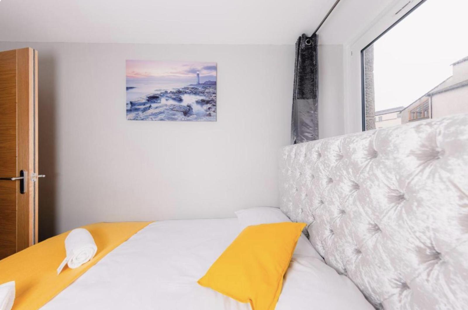 Superb Luxury Apartment By Canal - Central Edinburgh Bagian luar foto