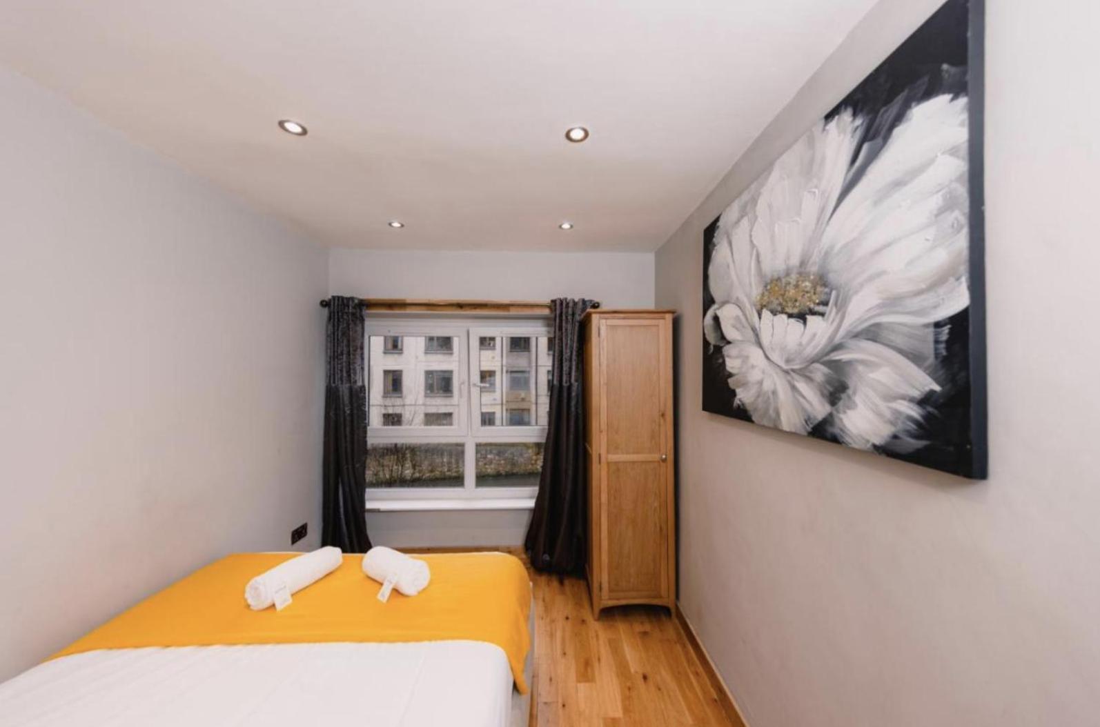 Superb Luxury Apartment By Canal - Central Edinburgh Bagian luar foto