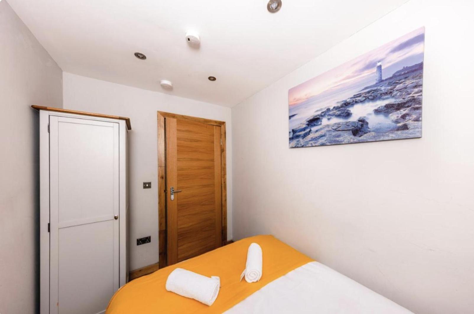 Superb Luxury Apartment By Canal - Central Edinburgh Bagian luar foto